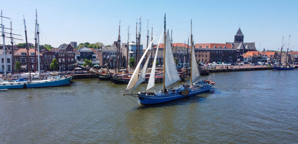 Van alle gemakken voorzien, Tweemastklipper De Hester is de perfecte locatie voor jouw uitje, privé of zakelijk